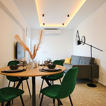 Phaedrus Living: Seaside Luxury Flat Lighthouse 69 Apartment Paphos Exterior photo