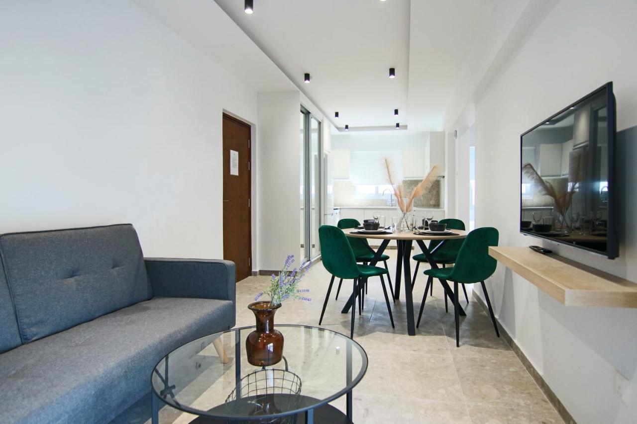 Phaedrus Living: Seaside Luxury Flat Lighthouse 69 Apartment Paphos Exterior photo