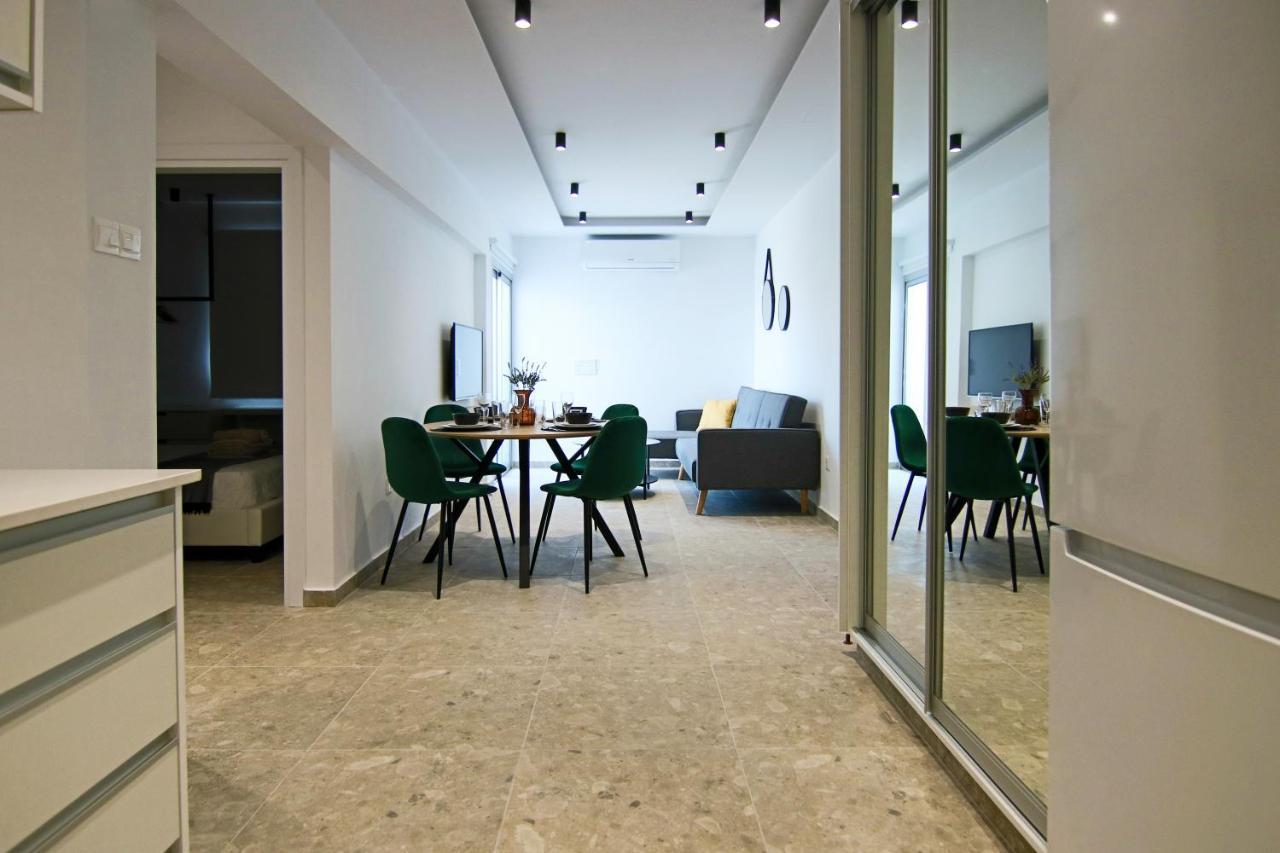 Phaedrus Living: Seaside Luxury Flat Lighthouse 69 Apartment Paphos Exterior photo